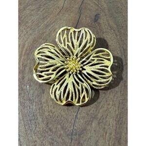 Vintage Trifari Gold Tone Dogwood Flower Brooch Filigree Floral Pin Crown Mark